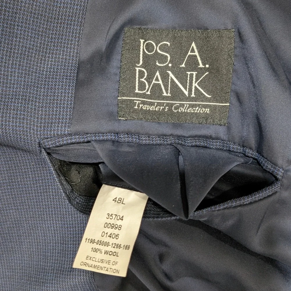 Jos A Bank Travelers Collection Navy Blue 100% Wool Blazer Sport Coat‎ 48L